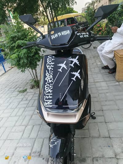 United electric scooty for sale