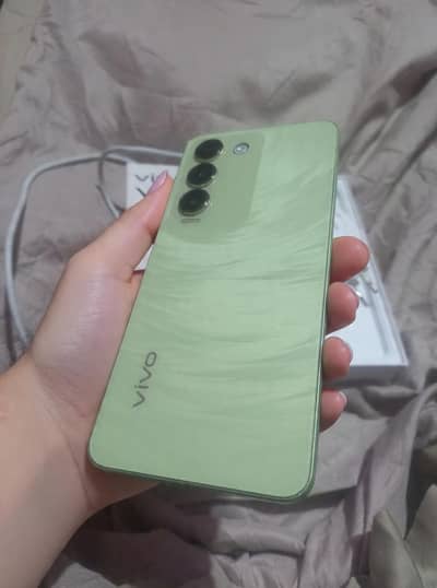 Vivo y100 8+8 128gb complete Saman