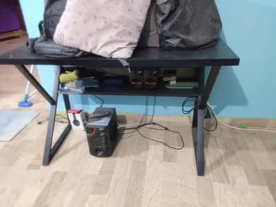 Computer and laptop Table