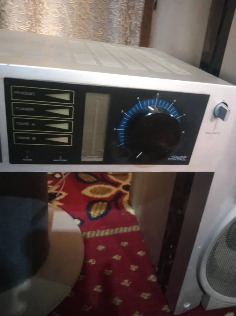 sound system 8