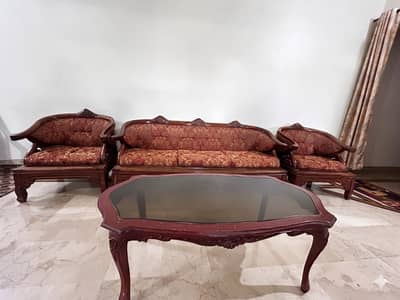 5 Seater Sofa with Center Table