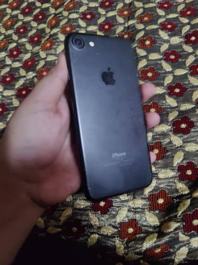 Apple iPhone 7
