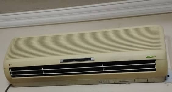 1 ton LG Non inverter AC