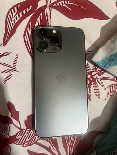 iPhone 13 Pro Max 256/gb black colour