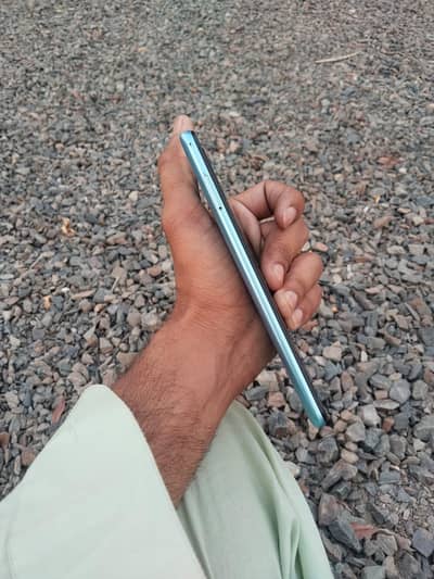 ZTE 4/128