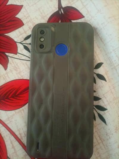 tecno spark