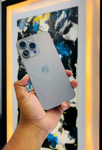 IPhone 15 Pro Max JV 100 Health
