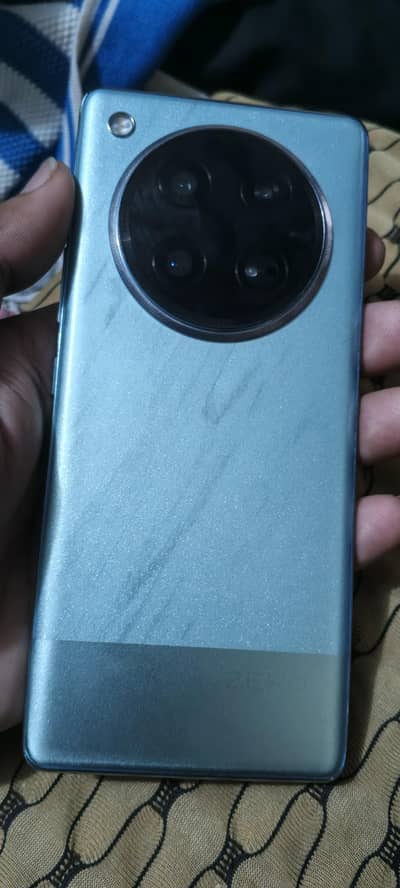 Infinix zero 40 10/10 8/256