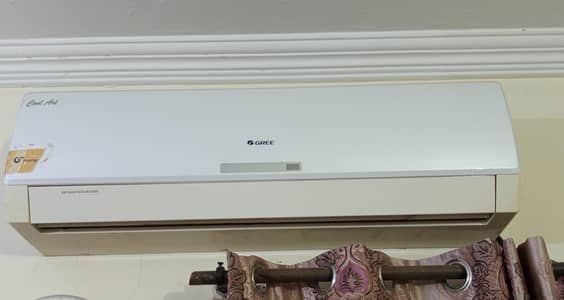Gree inverter split 1.5 ton