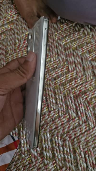 Vivo Y29