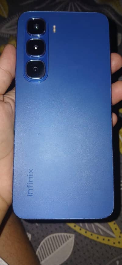 Infinix hot 60i 10/9 12GB 128GB pta 6 month use with box