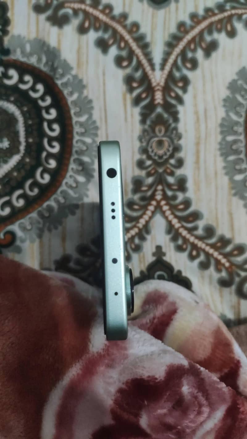 Redmi Note 13 4