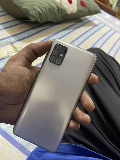 Samsung A71