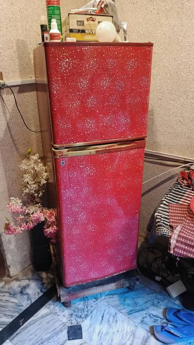 Dawlance Fridge inverter compressor excellent condition