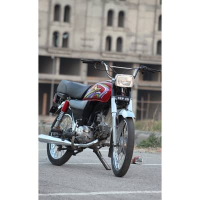 Union star 2020model 2023 register Islamabad 20 nmber Red colour