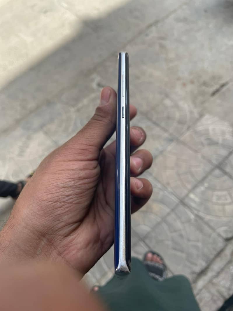 Samsung Mobile Note 8 4