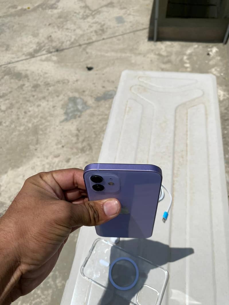 Iphone 12 0