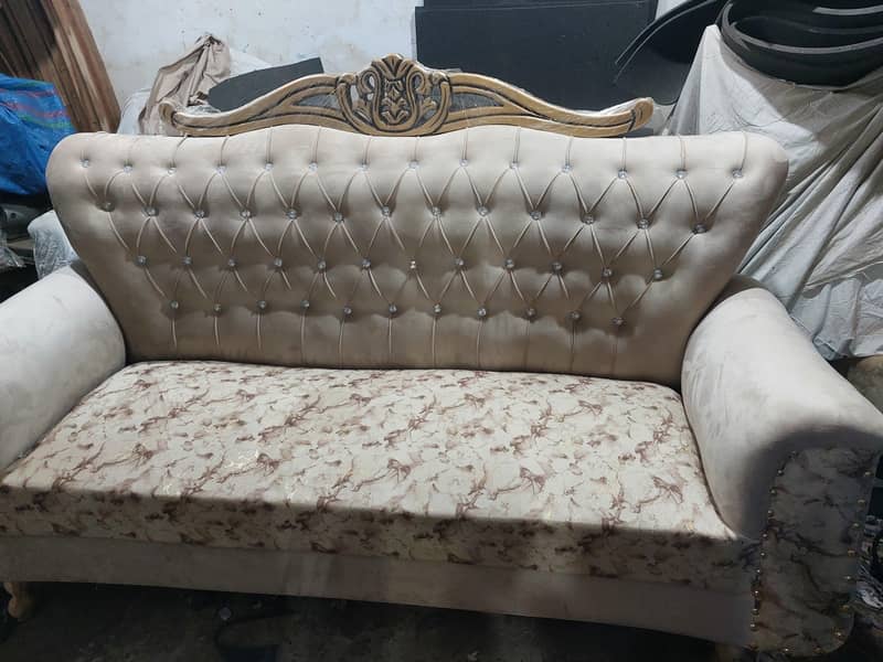 5seater sofas 0