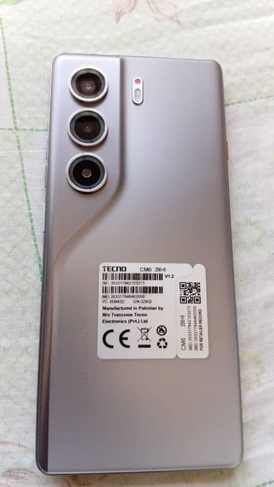 Tecno CAMON 40 Pro