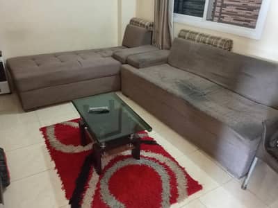 L Sofa Table and carpet