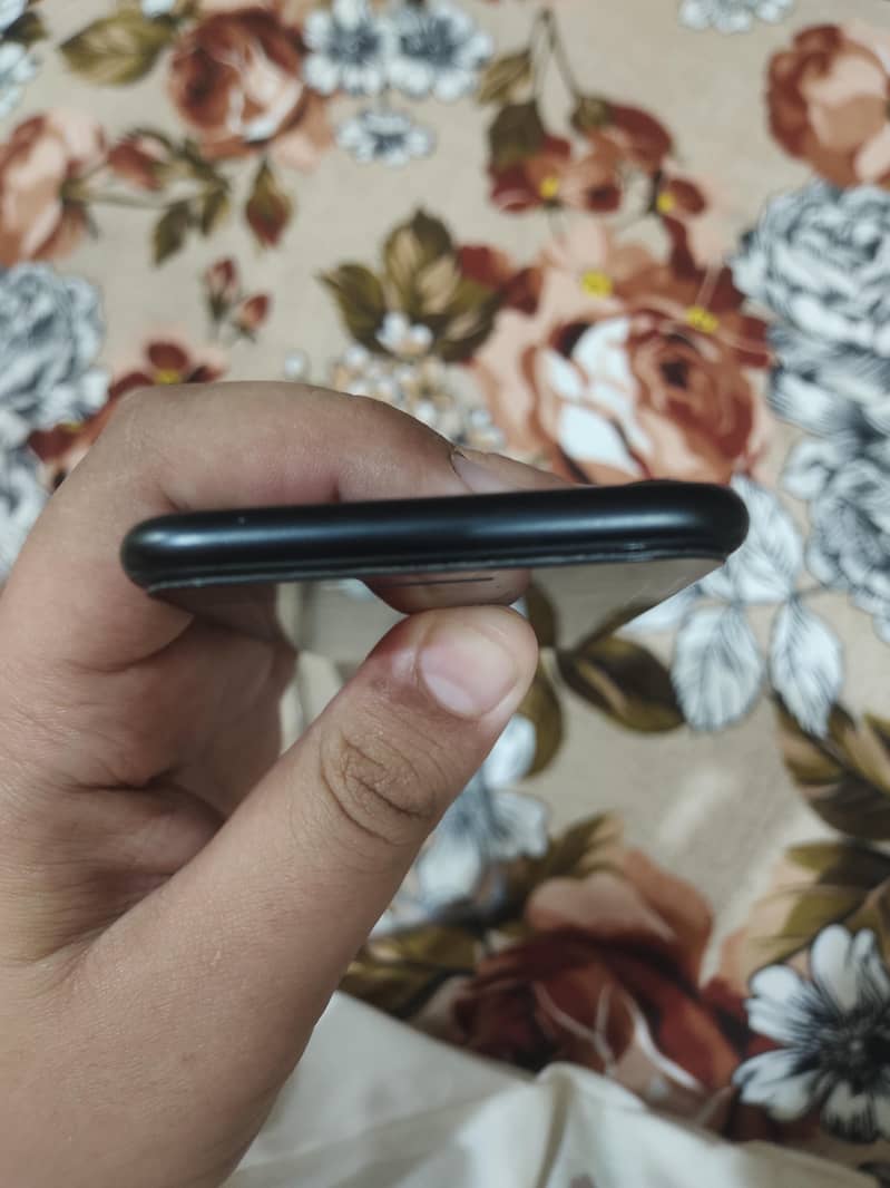 Apple iPhone 7 1