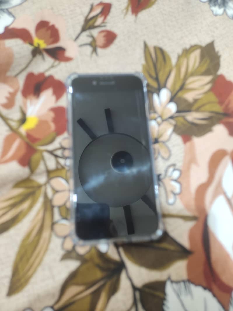 Apple iPhone 7 4