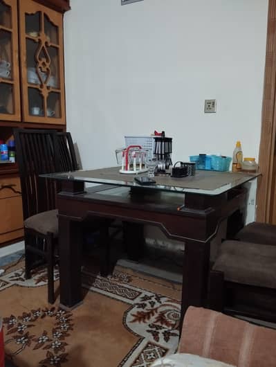 Dinning glass table and chairs
