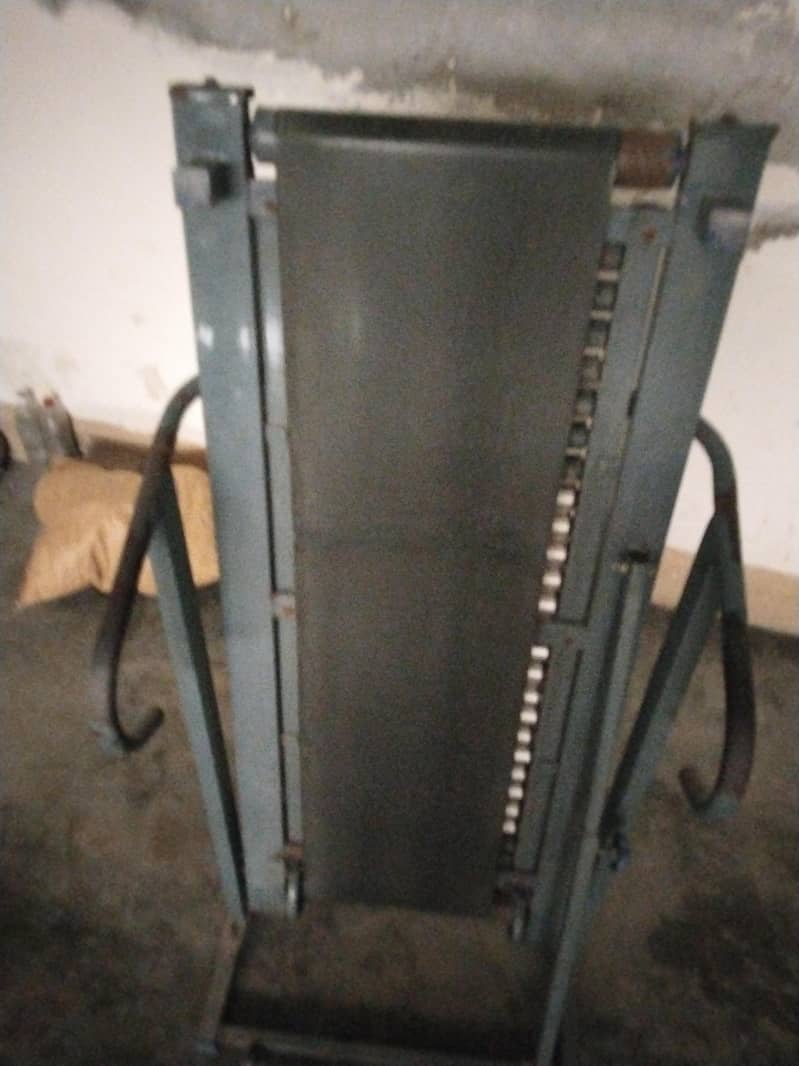 extremely well condition  treadmill 2