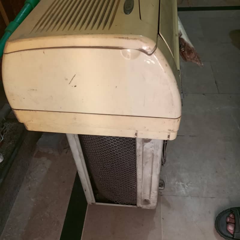 waves split Ac 1 Ton 2