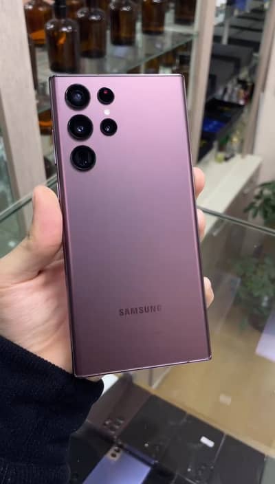 Samsung S22 Ultra 128GB in Mint Condition (Non PTA) . . .