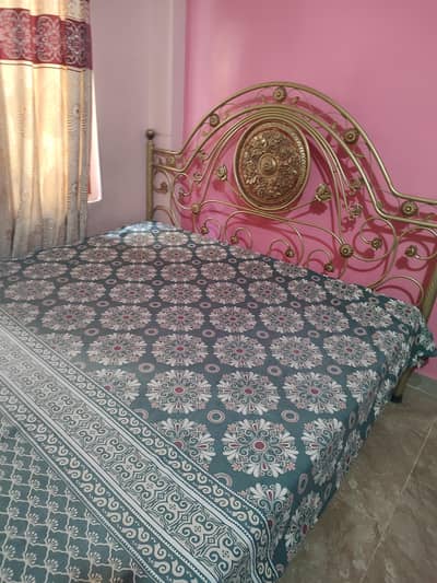 iron king size bed with mattress