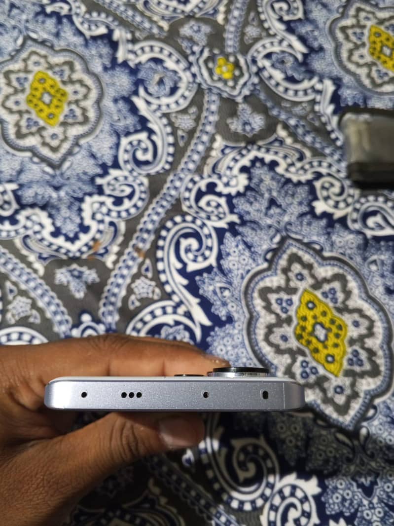 Redmi Note 13 Pro Plus 3