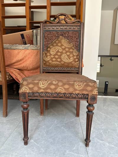 Dining Table with 8 Solid Wooden Chairs - Chinoti Style