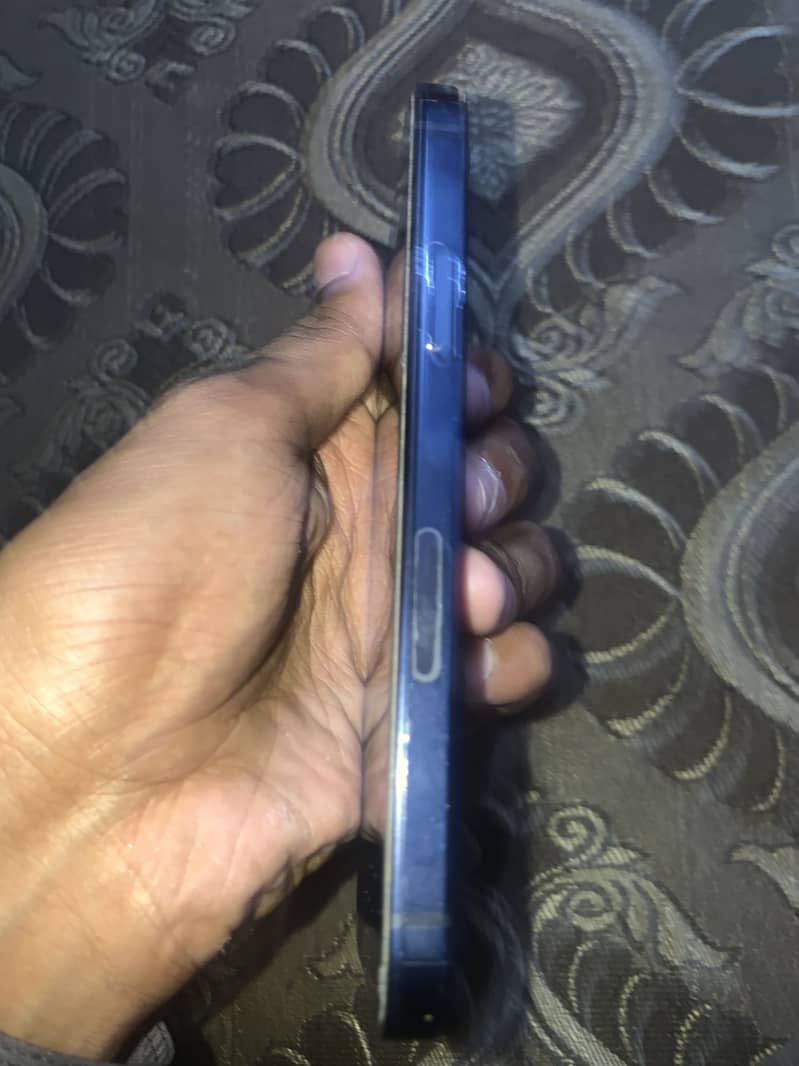 Iphone 12 0