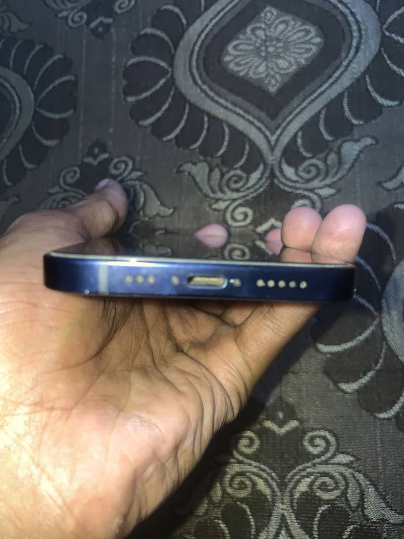 Iphone 12 2