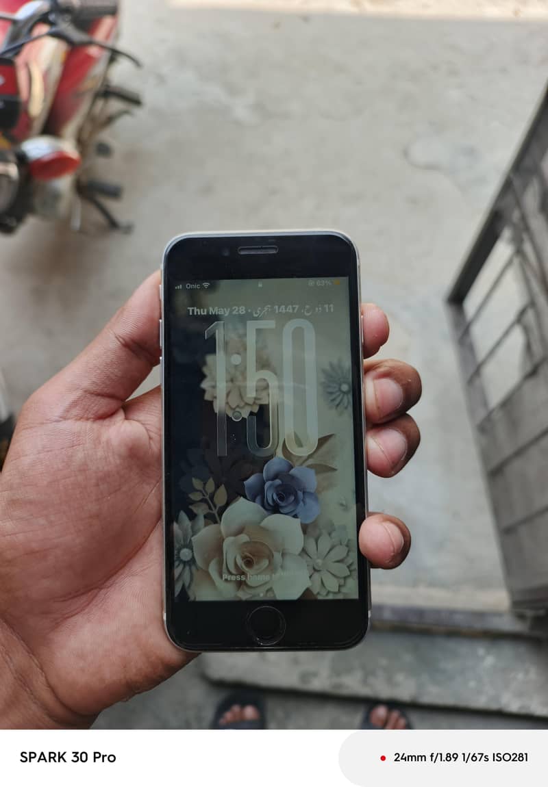Apple iPhone SE 1