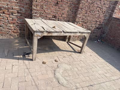 Wooden tabel lakari ka Bench. patha for sale. very good condition
