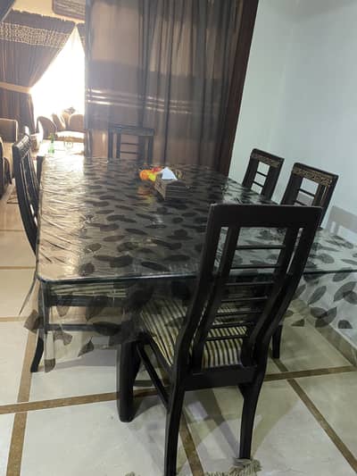 6-Seater dinning table for sale