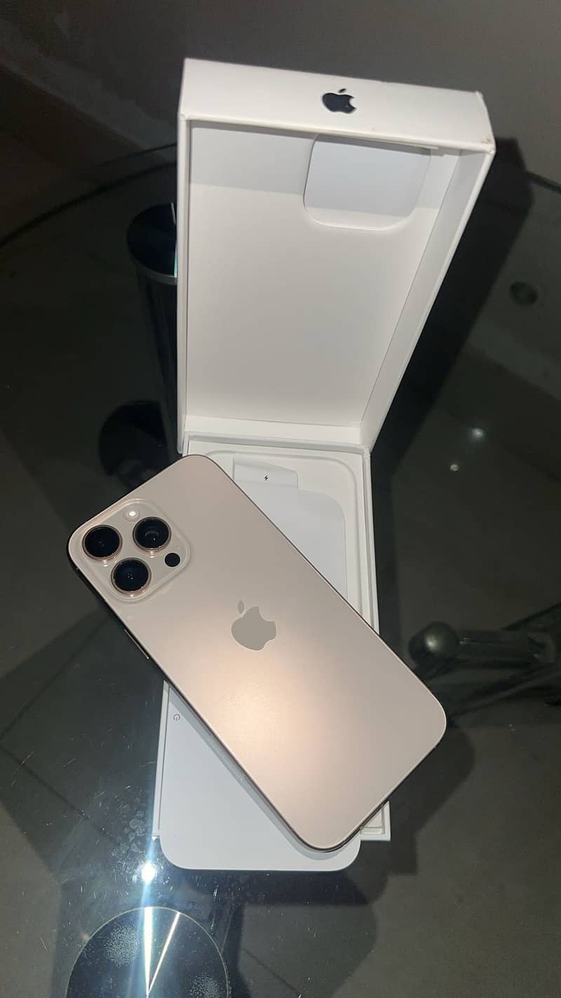 Iphone 16 pro max 1