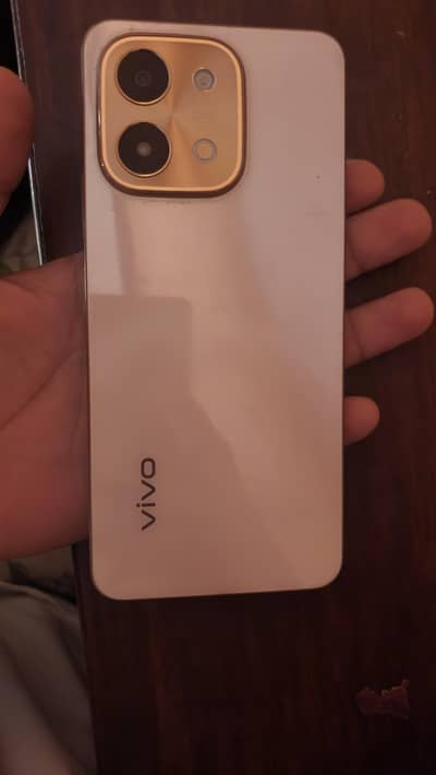 Vivo Y28