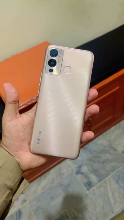 Infinix Hot 12 Play
