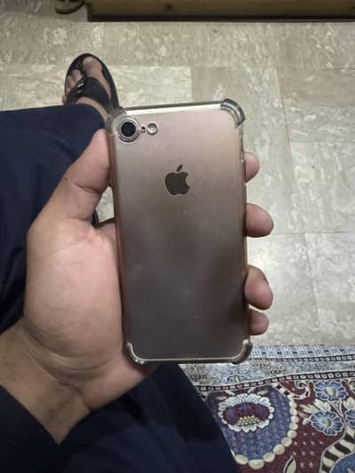 Apple iPhone 7