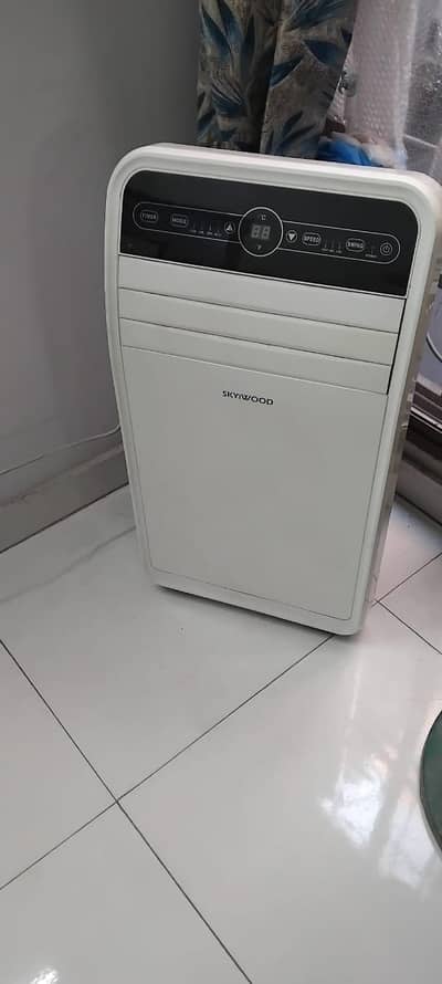 Skywood ac inverter urgent sale