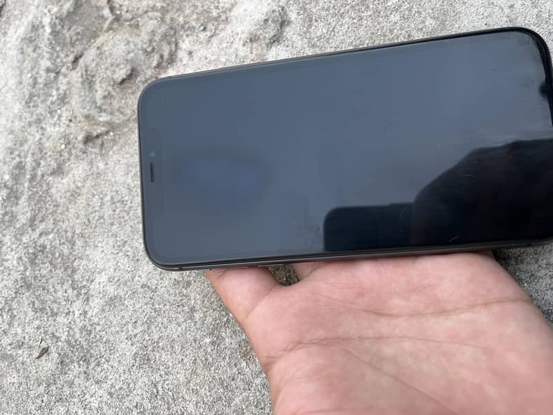 iPhone 11 1