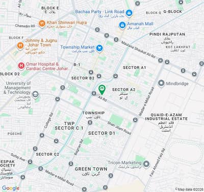 20 Marla Building Available on Main 200 feet road Township LHR