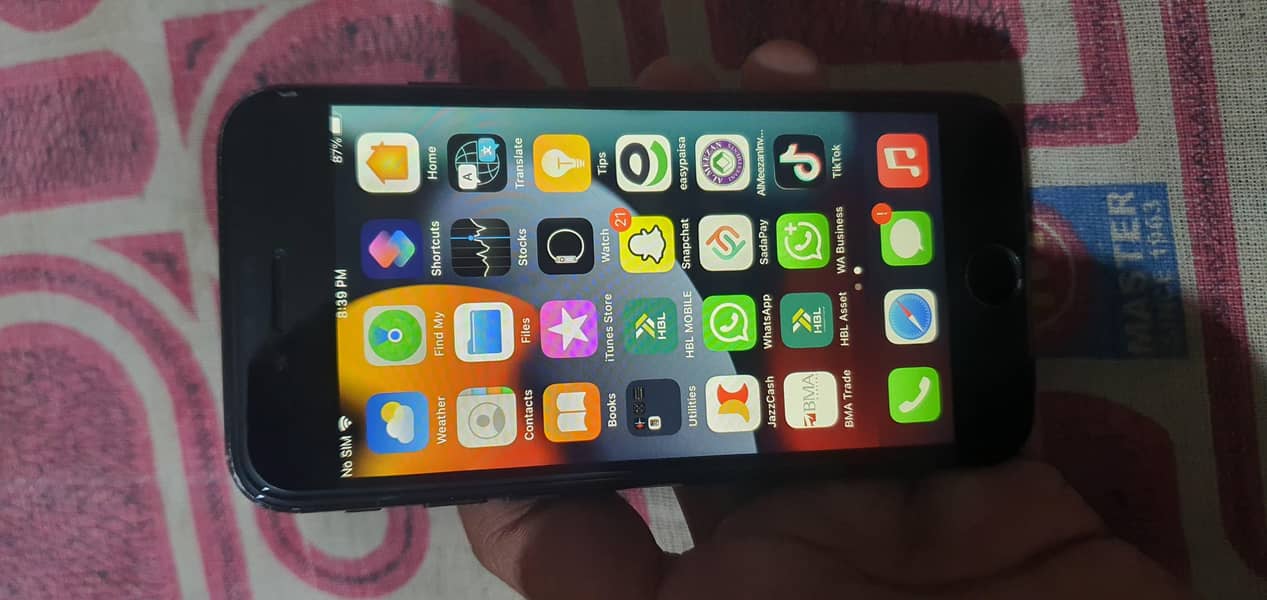 Apple iPhone 7 1