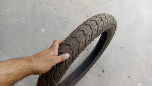 honda 125 /Yama YBR back tyre service gripper