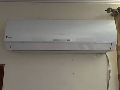 Gree inverter 1.5 ton