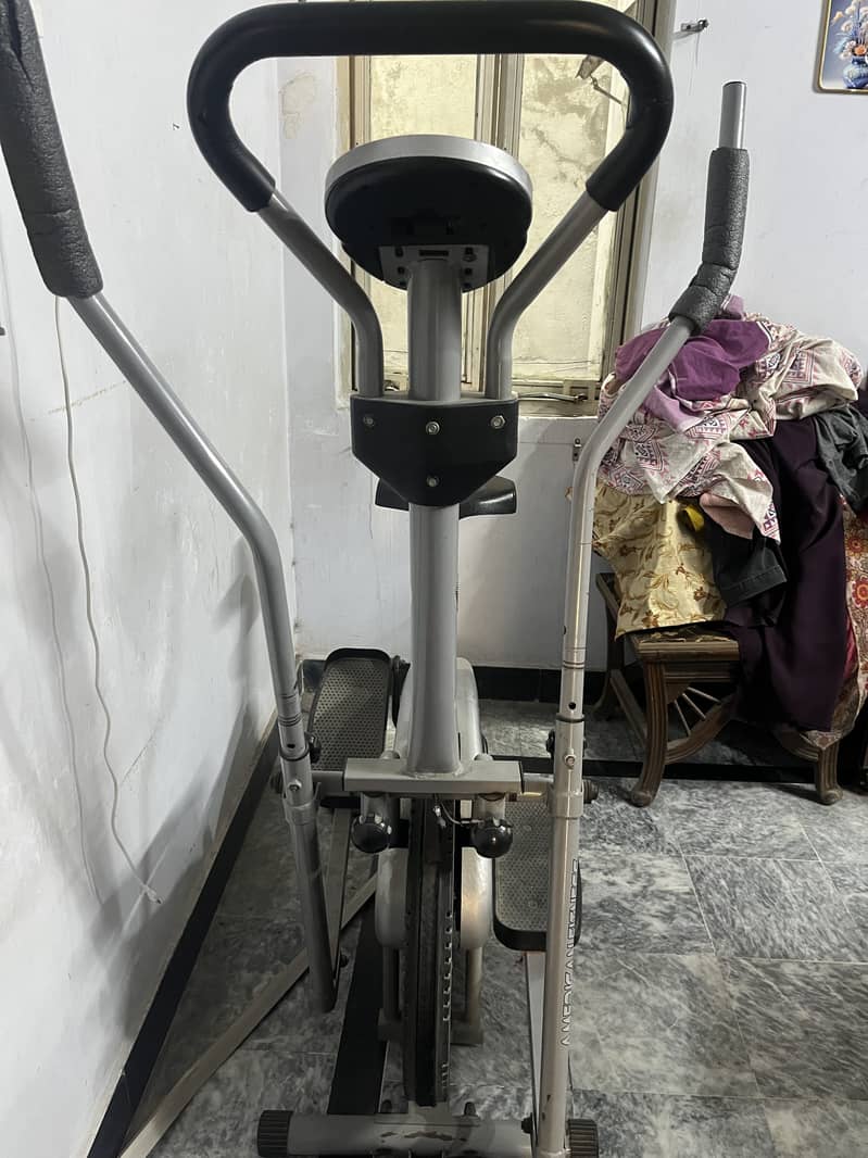 Cycling machine 0