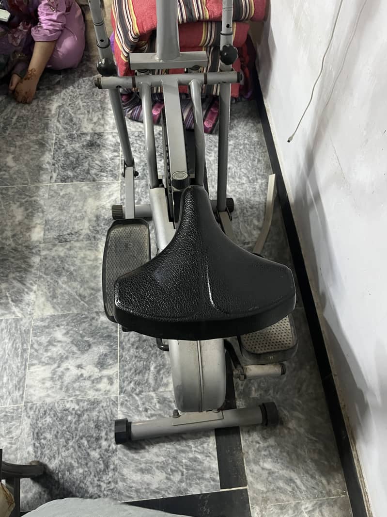 Cycling machine 1